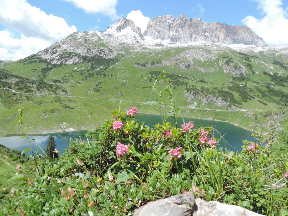 Hotel Maroi Wald am Arlberg Eksteriør billede